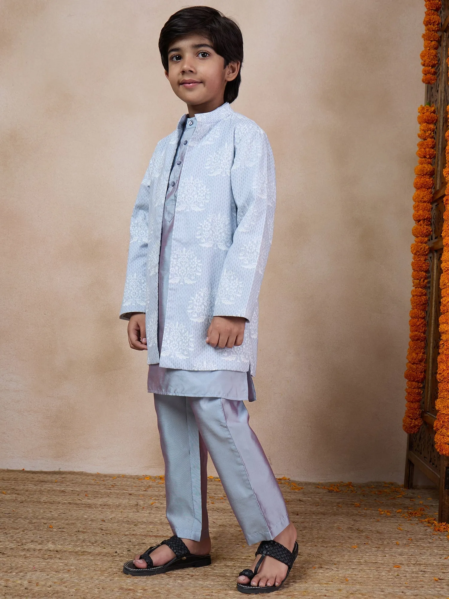 Boys Mandarin Collar Long Sleeves Straight Kurta With Pyjamas Jacket