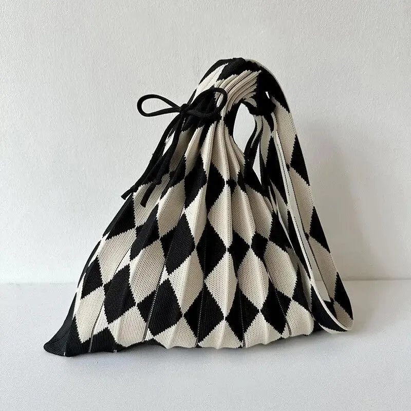 Lillian Diamond Pattern Pleats Knit Bags